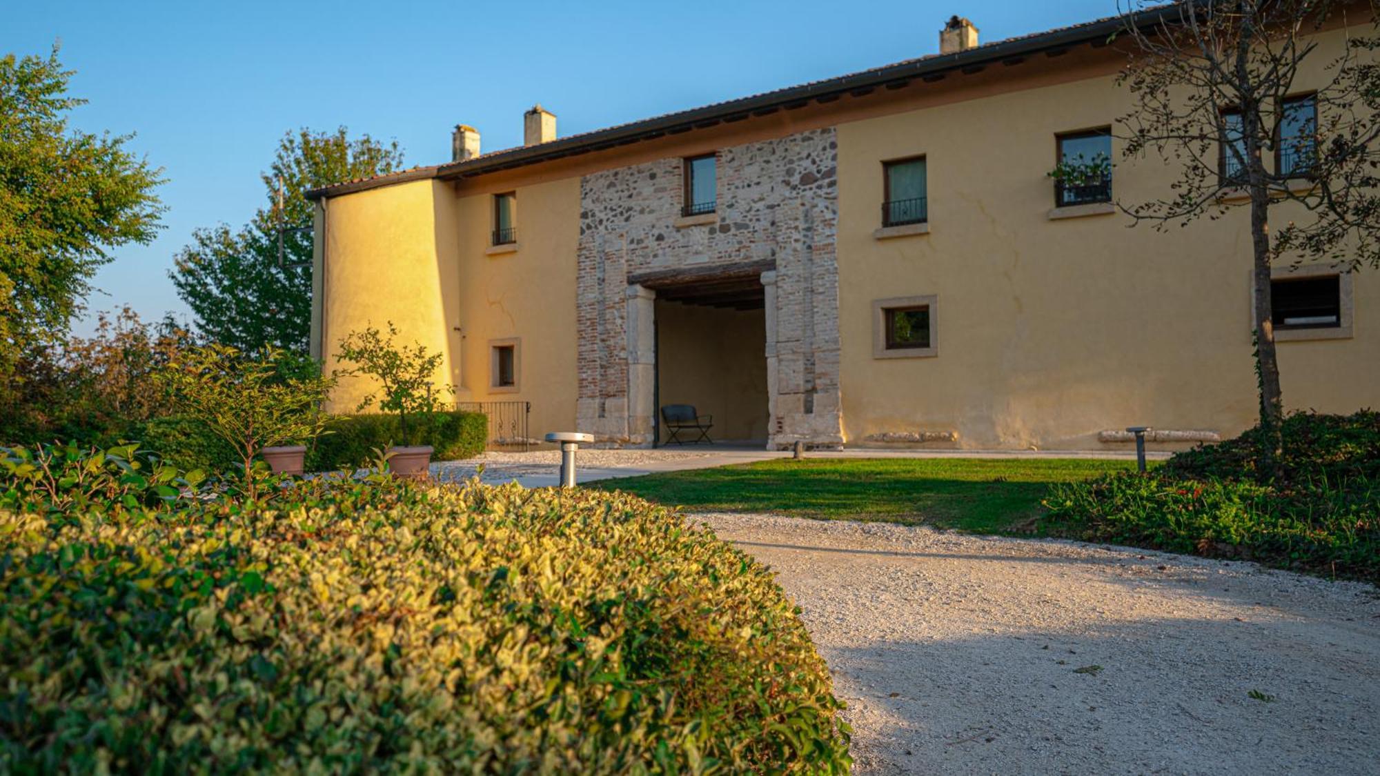 Relais Corte Cavalli Ponti sul Mincio Eksteriør billede